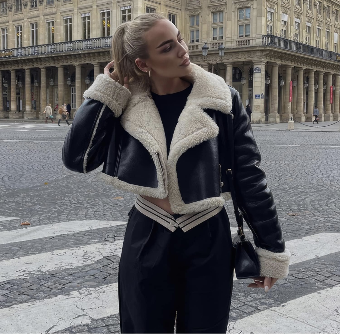 women’s cropped faux leather jacket with shearling fur collar